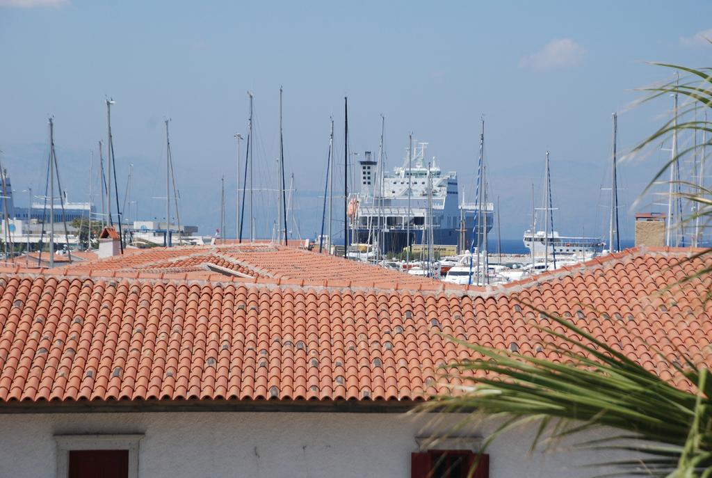 Marina Sahil Hotel Çeşme Eksteriør billede